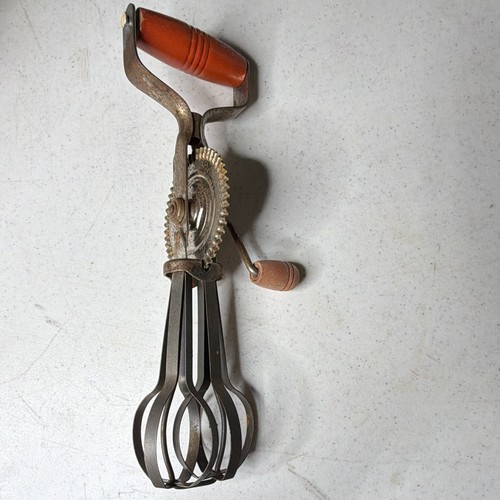 Vintage taplin mfg egg - taplin, co